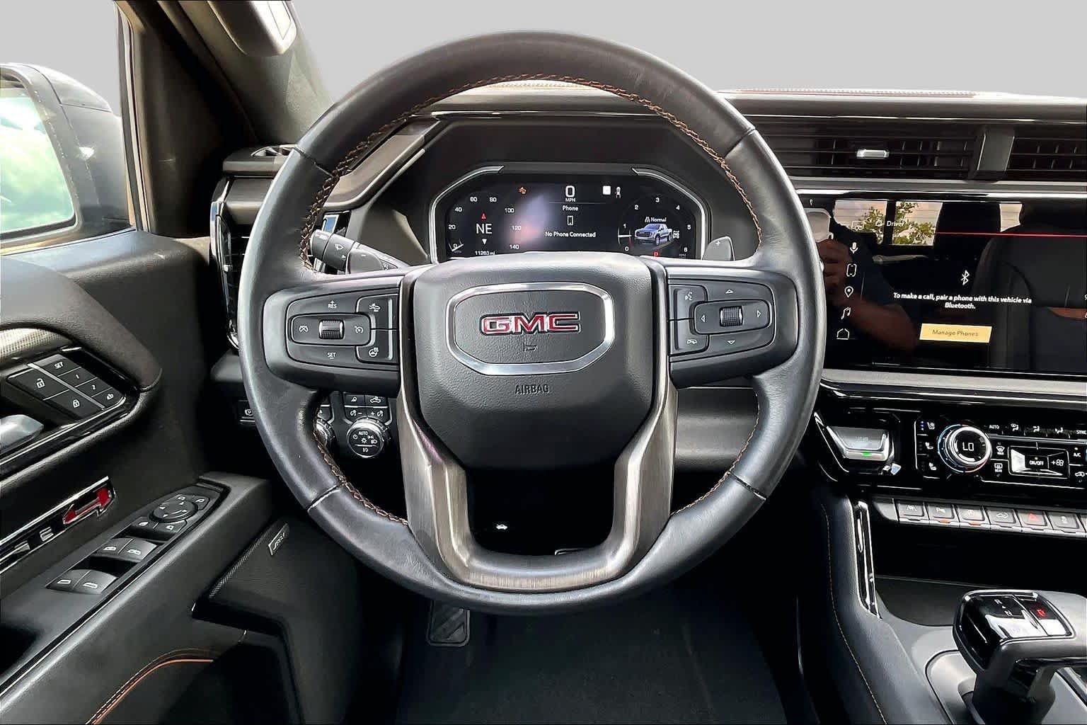 Used 2022 GMC Sierra 1500 AT4 w/ AT4 Premium Package AWD/4WD image 6