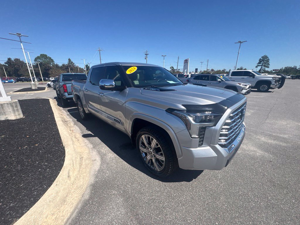 Used 2024 Toyota Tundra Capstone AWD/4WD image 14