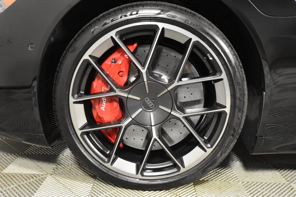 New 2025 Audi RS e-tron GT performance image 16