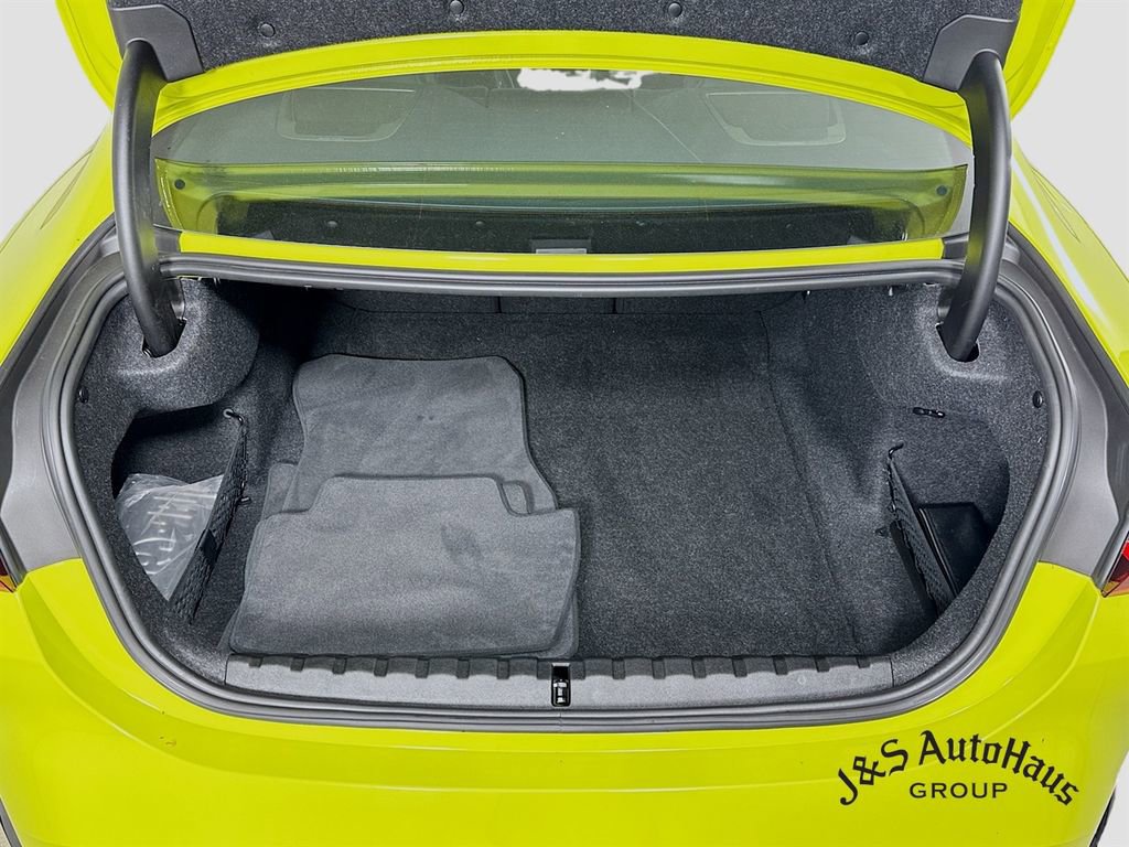 Used 2021 BMW M4 Competition w/ M Carbon Exterior Package image 33