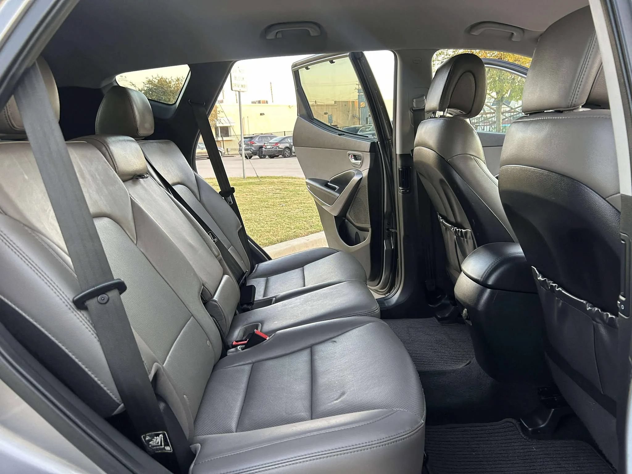 Used 2017 Hyundai Santa Fe Sport FWD image 24