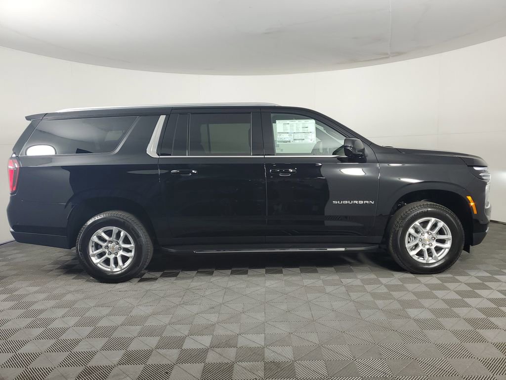 New 2026 Chevrolet Suburban LS RWD image 3