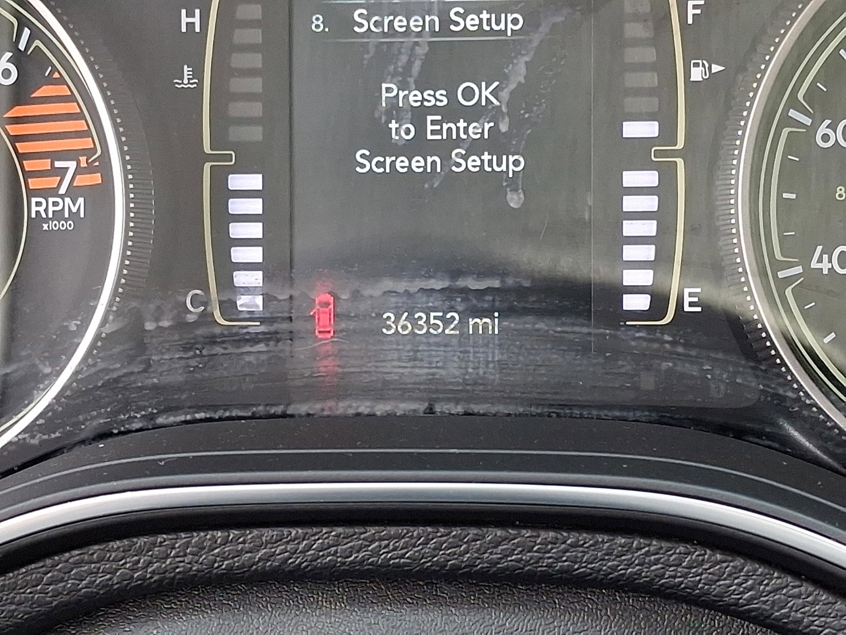 Certified 2020 Jeep Cherokee Latitude Plus w/ Comfort/Convenience Group AWD/4WD image 19