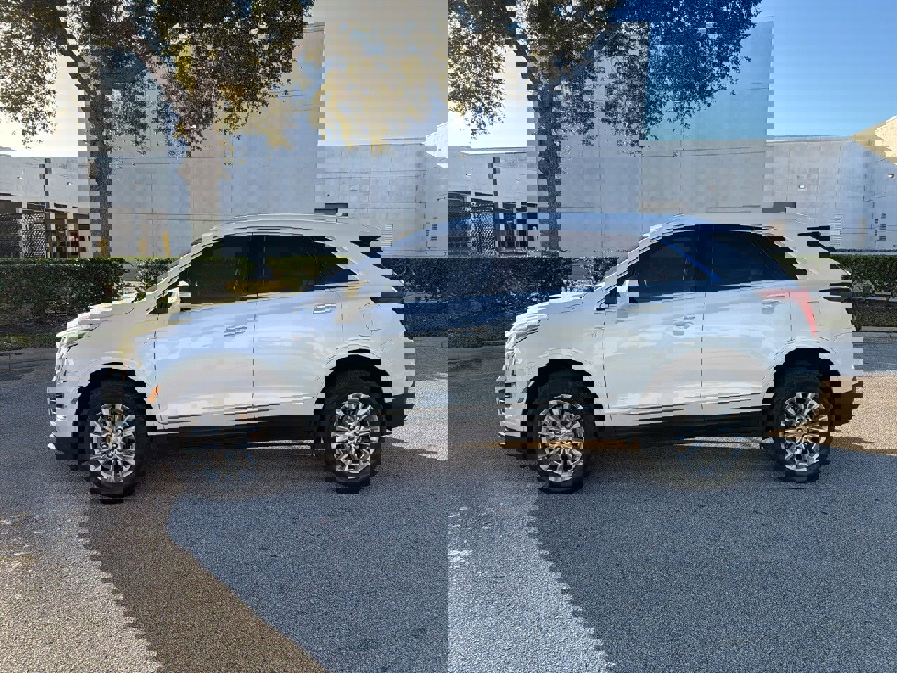 Used 2021 Cadillac XT5 Luxury image 2