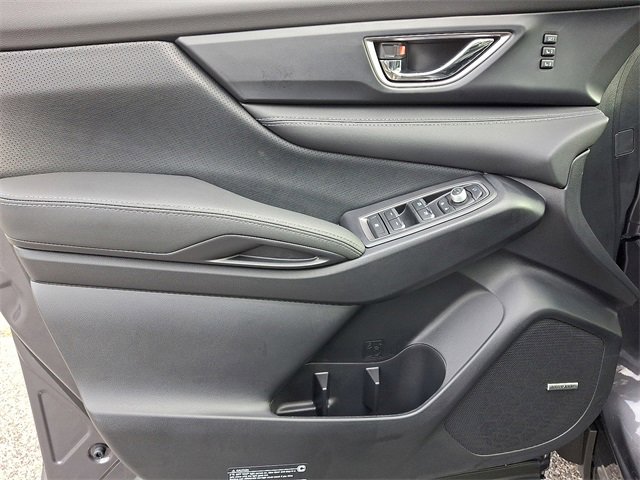 New 2025 Subaru Ascent Limited image 9