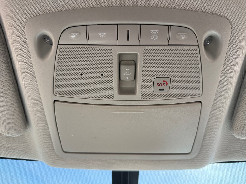 Used 2019 Nissan Pathfinder SL AWD/4WD image 49