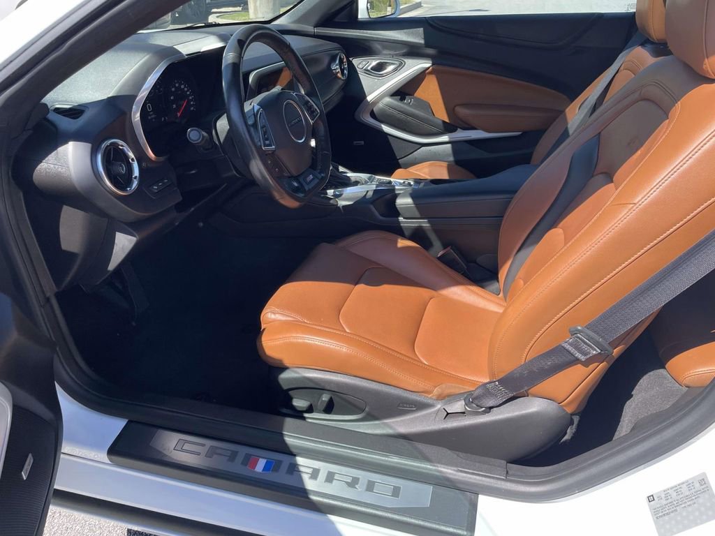 Used 2016 Chevrolet Camaro SS image 19