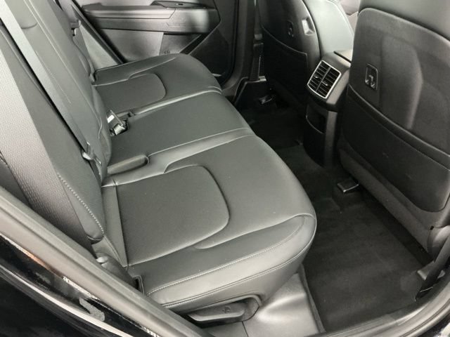Used 2023 Kia Sportage EX AWD/4WD image 12