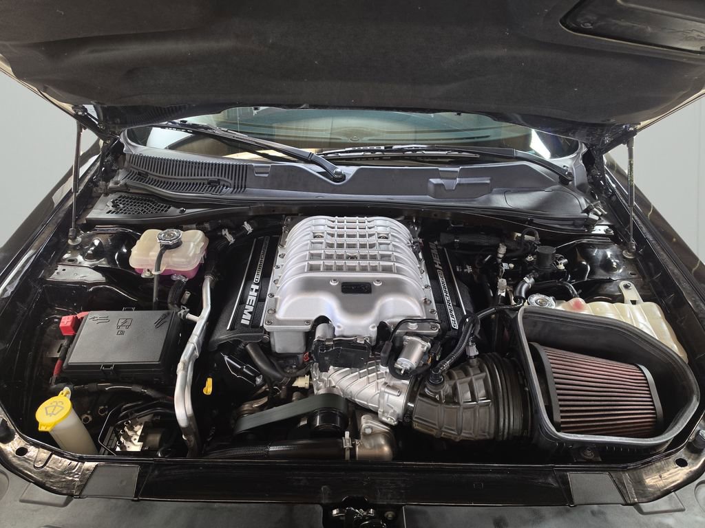 Used 2020 Dodge Challenger SRT Hellcat Redeye image 9