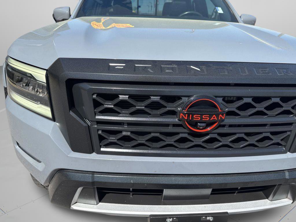 Used 2022 Nissan Frontier PRO-4X w/ Pro-4X Premium Package image 11