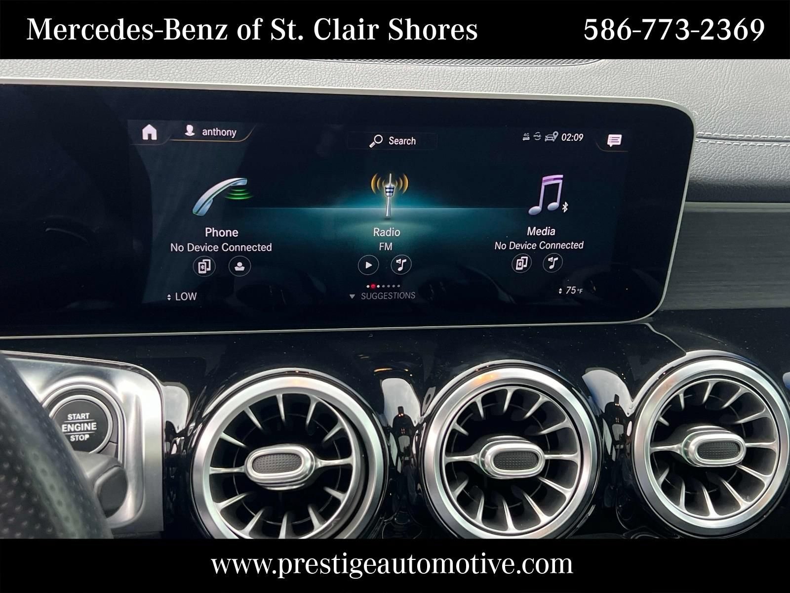 Used 2021 Mercedes-Benz GLB 35 AMG 4MATIC image 22