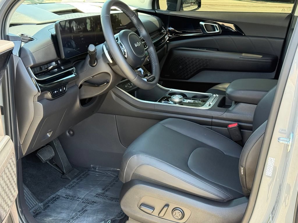 Used 2026 Kia Carnival SX Prestige FWD image 6