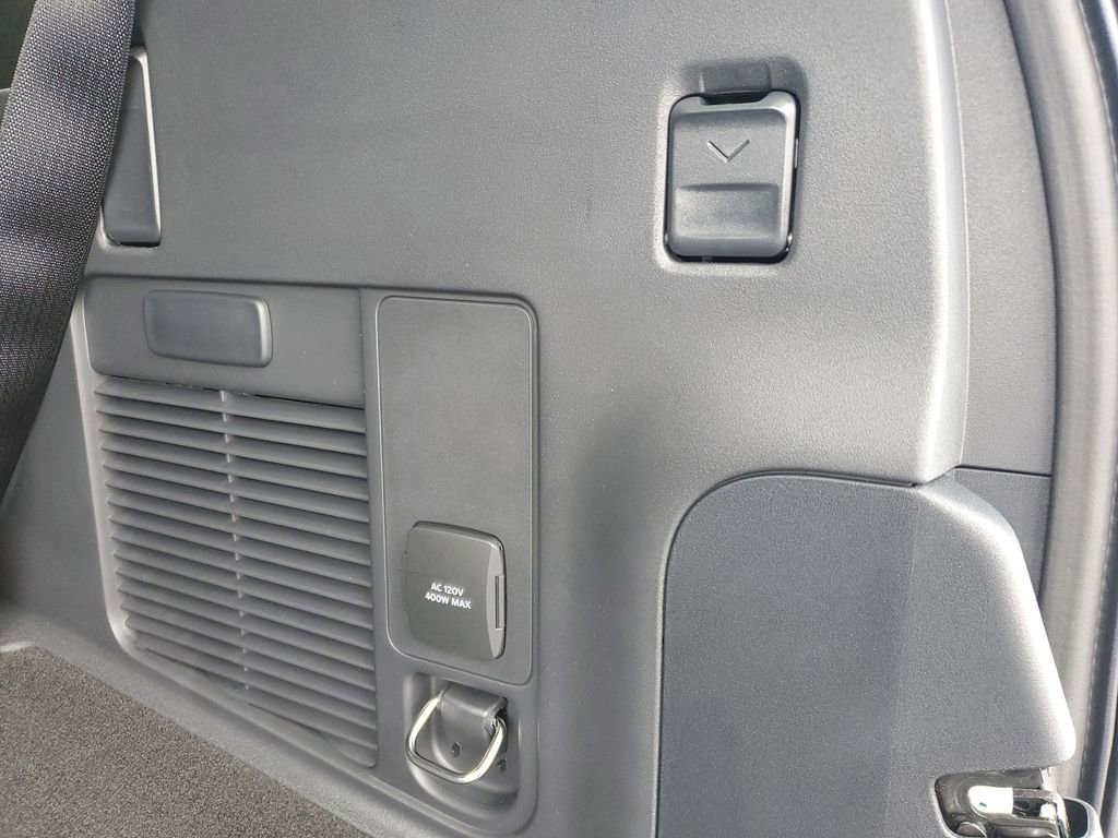 New 2026 Ford Expedition Active image 36