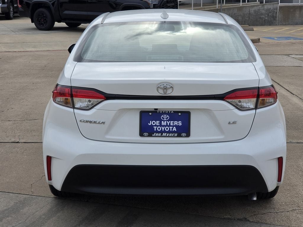 Used 2026 Toyota Corolla LE FWD image 8