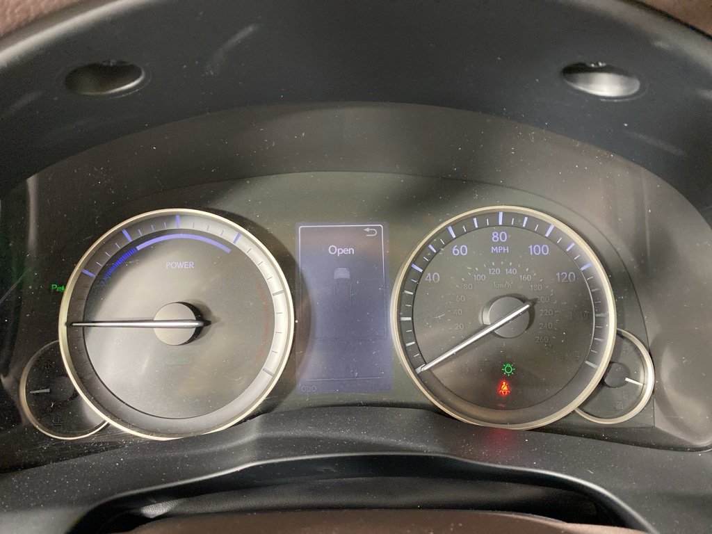 Used 2018 Lexus ES 300h image 10