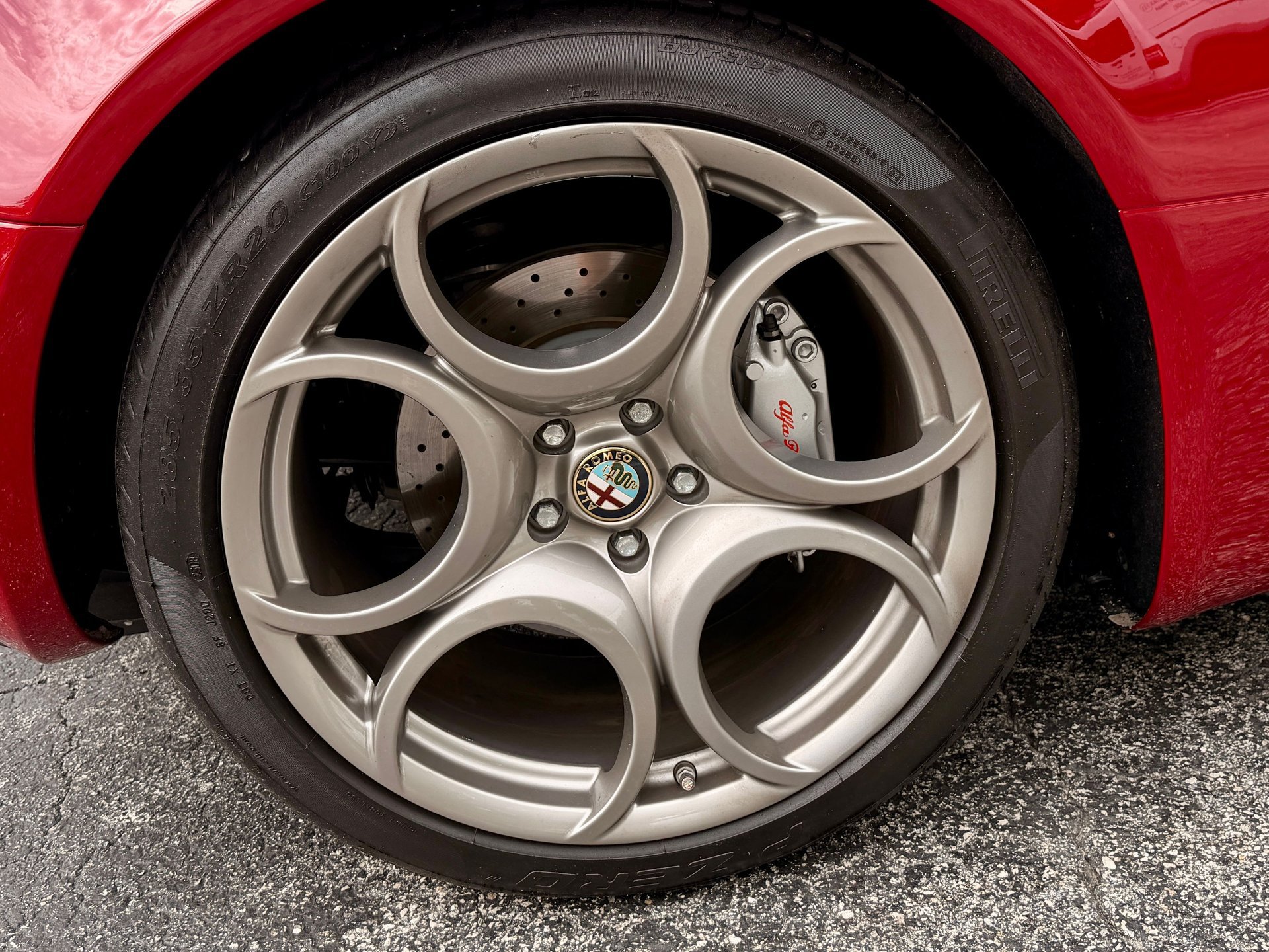 Used 2008 Alfa Romeo 8C Competizione RWD image 32
