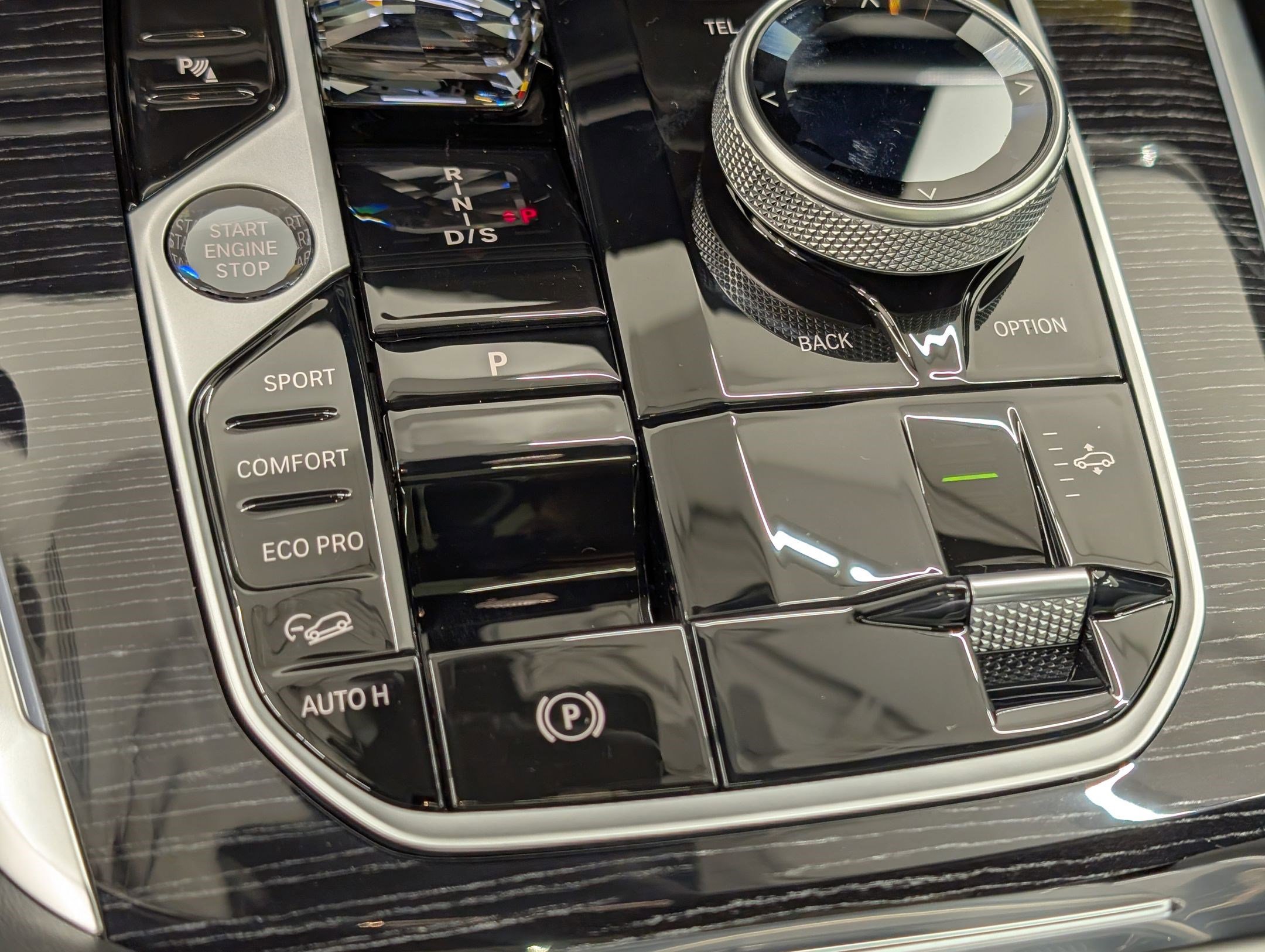 New 2026 BMW X7 M60i image 21