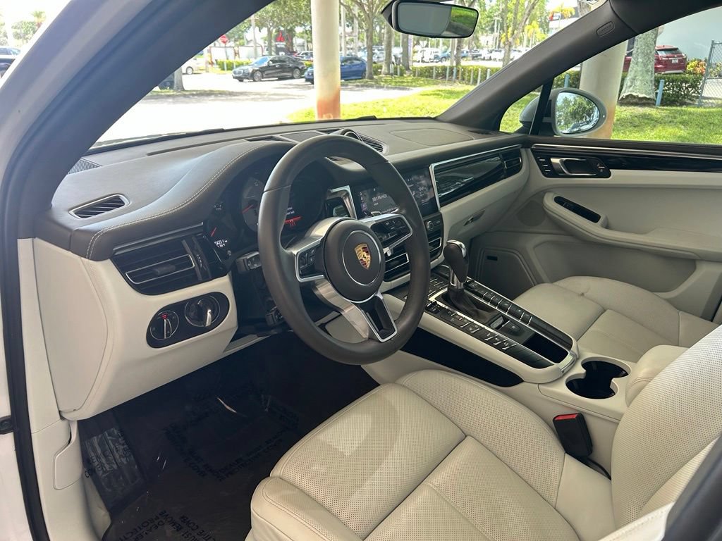 Used 2021 Porsche Macan S AWD/4WD image 6