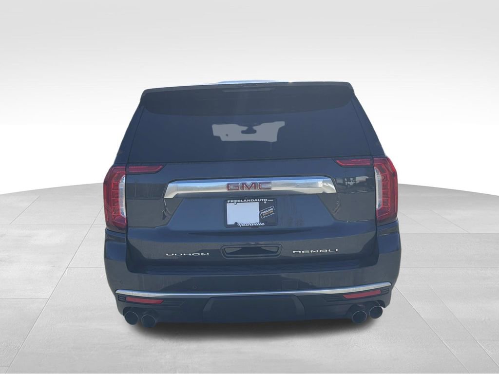 Used 2021 GMC Yukon Denali w/ Denali Premium Package image 4