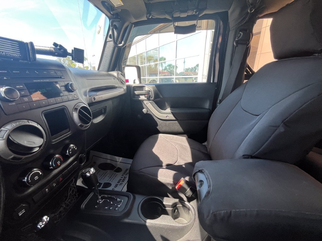 Used 2015 Jeep Wrangler Sport w/ Quick Order Package 24S AWD/4WD image 15