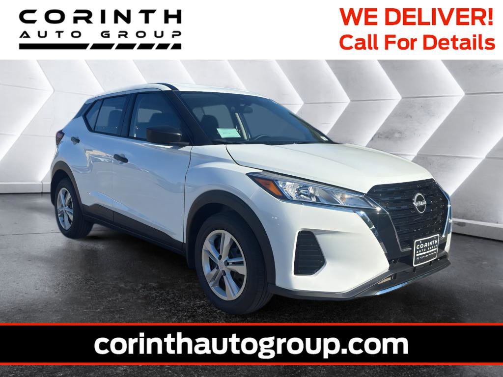 New 2025 Nissan Kicks Play S