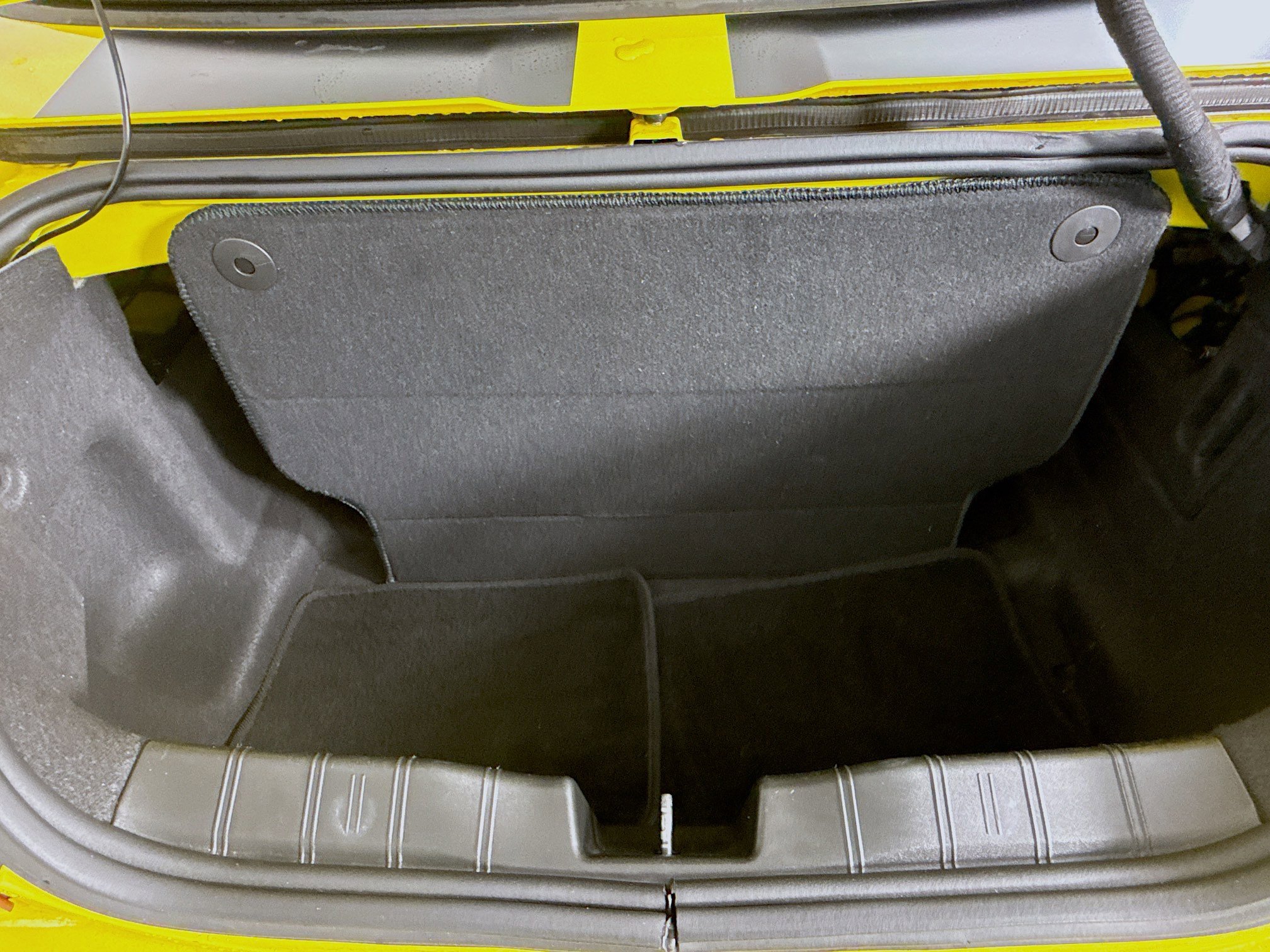 Used 2017 Chevrolet Camaro LT image 31