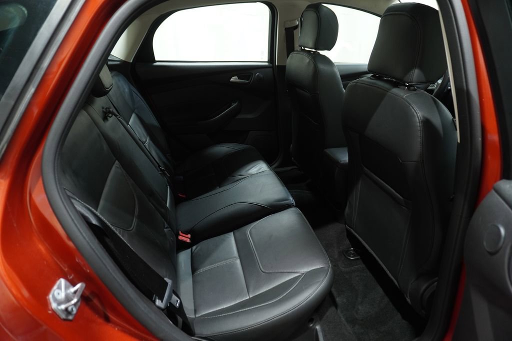Used 2018 Ford Focus Titanium FWD image 15