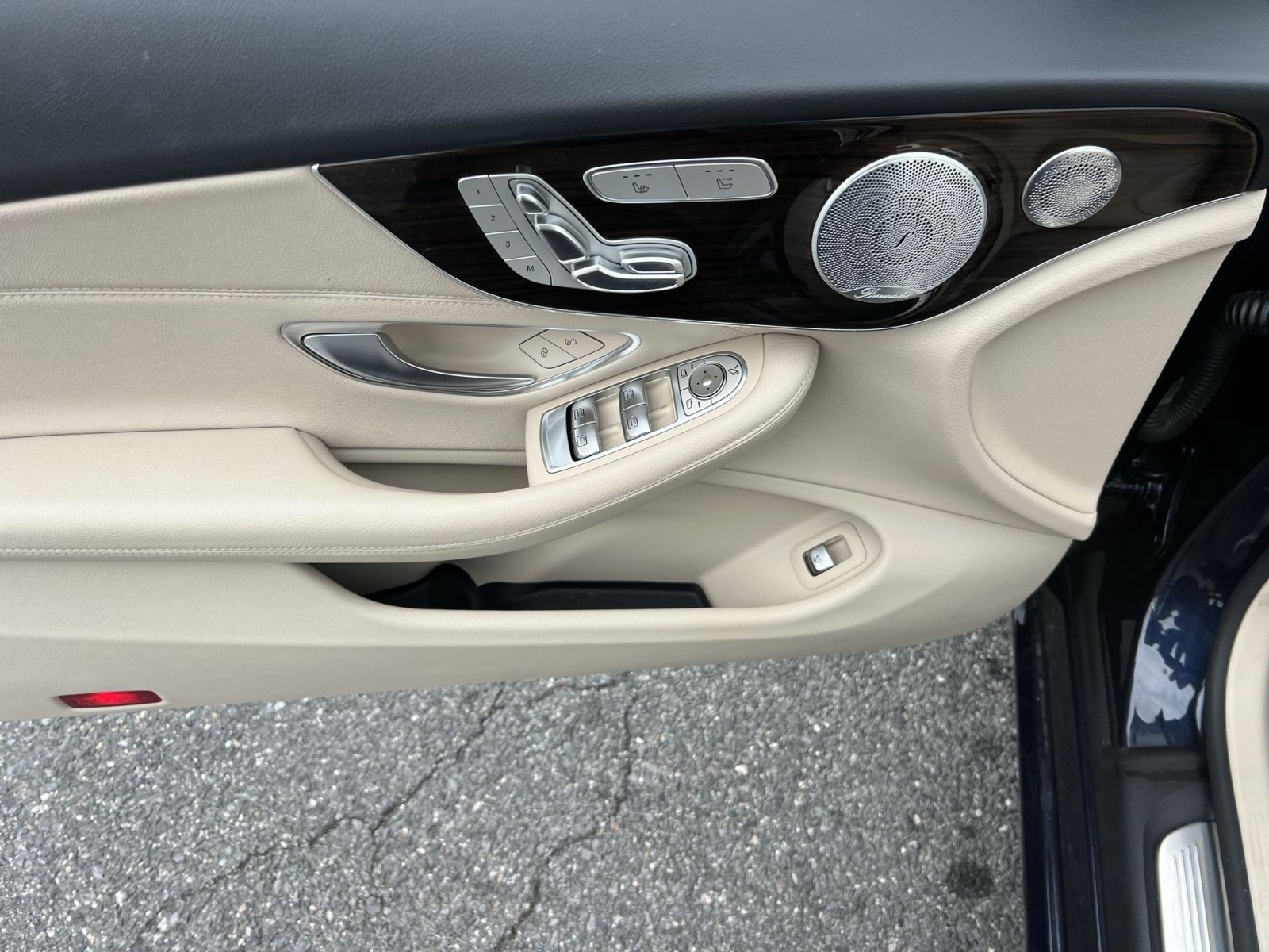 Used 2023 Mercedes-Benz C 300 4MATIC Cabriolet image 14