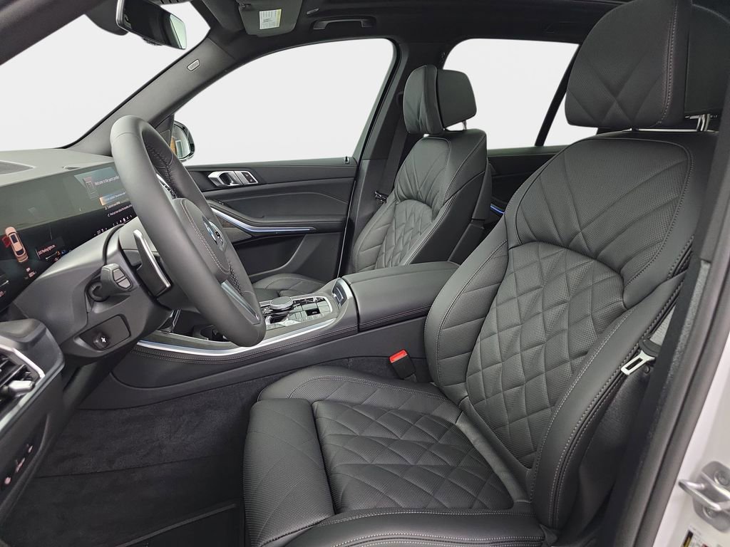 New 2026 BMW X5 xDrive50e w/ M Sport Package image 15