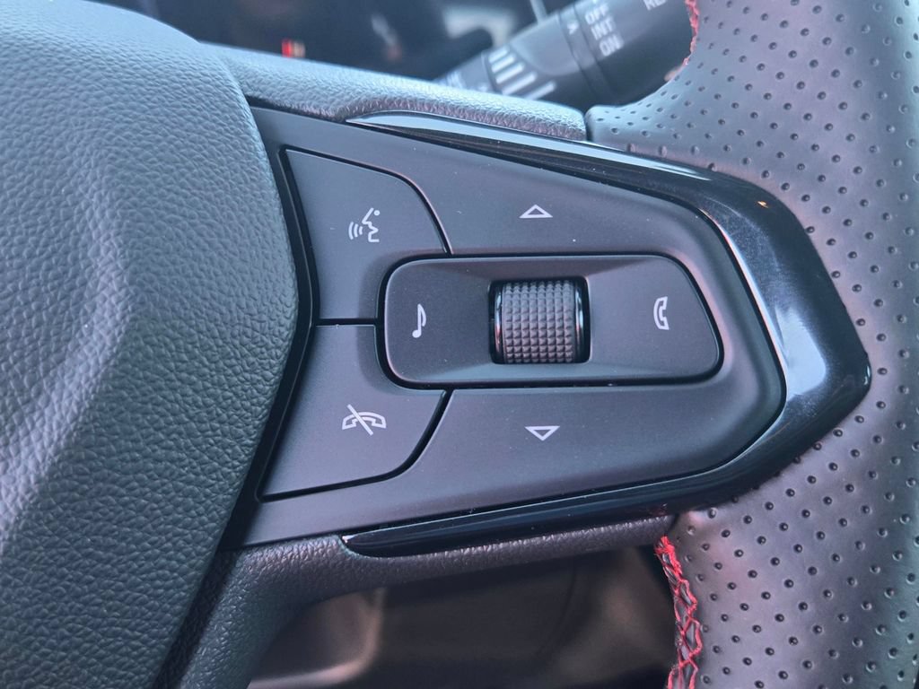 New 2026 Chevrolet Trax RS w/ Driver Confidence Package FWD image 21