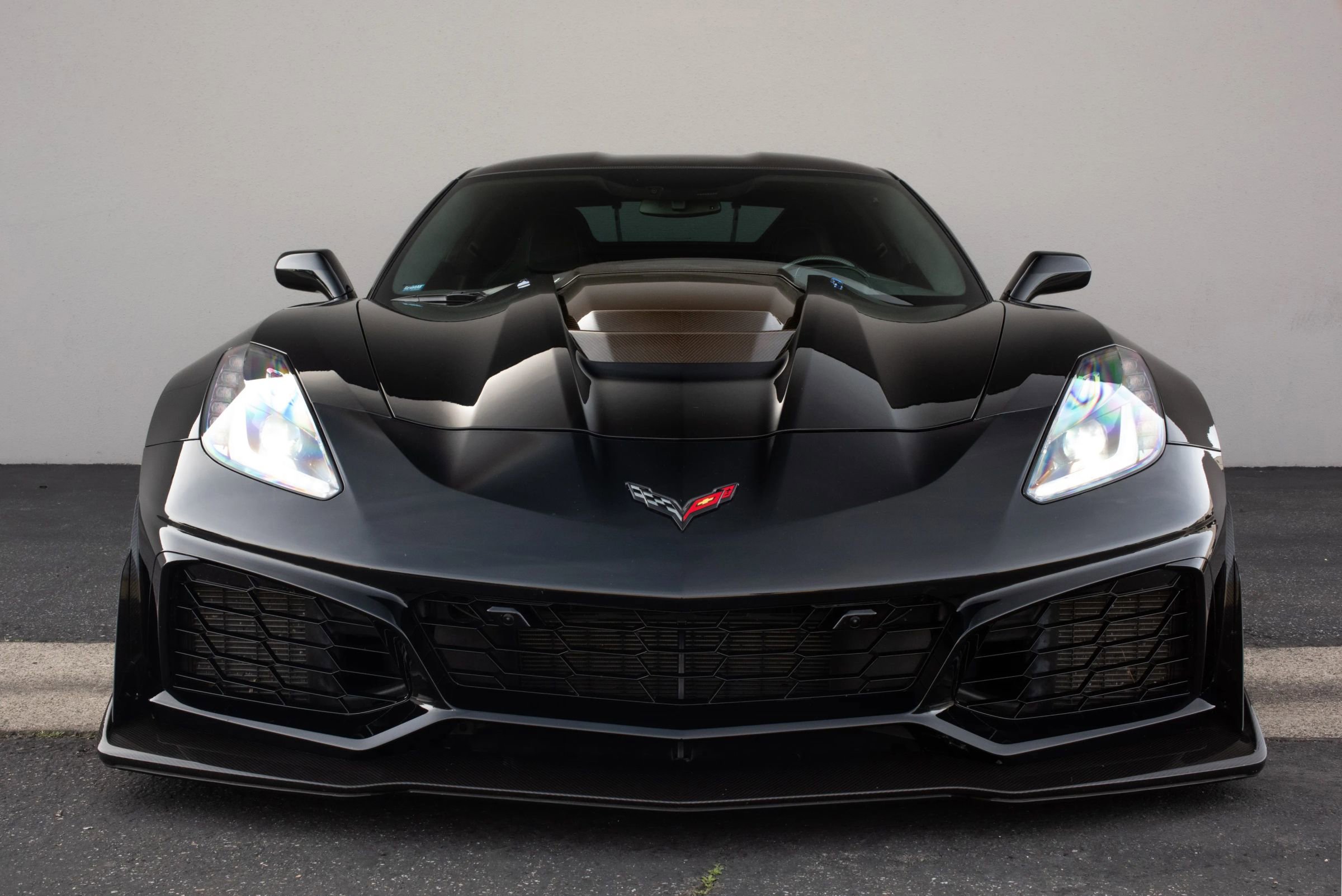 Used 2019 Chevrolet Corvette ZR1 RWD image 4