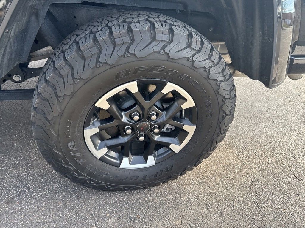 Certified 2023 Jeep Gladiator Overland image 5