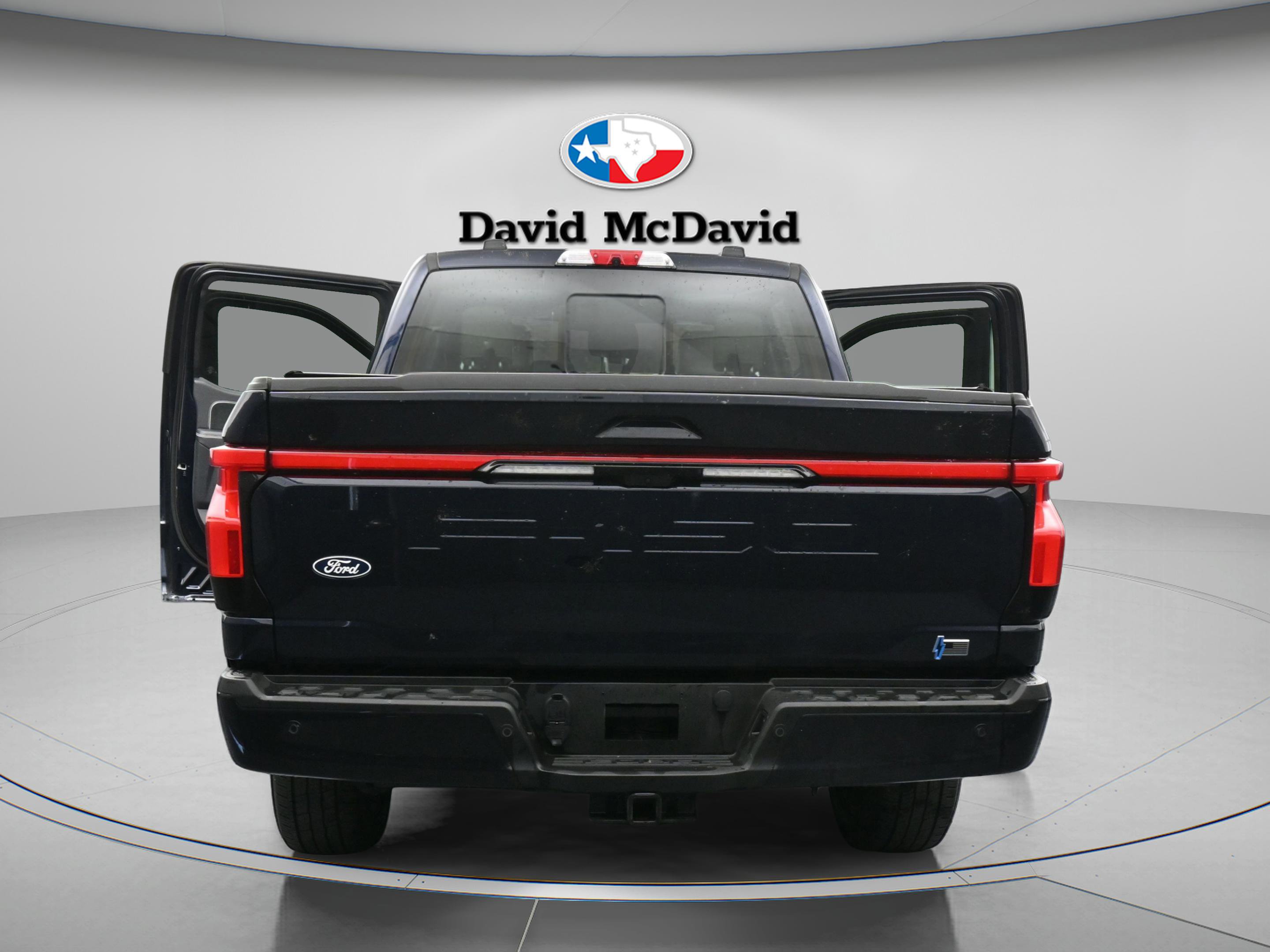 Used 2025 Ford F150 Lightning Platinum image 48