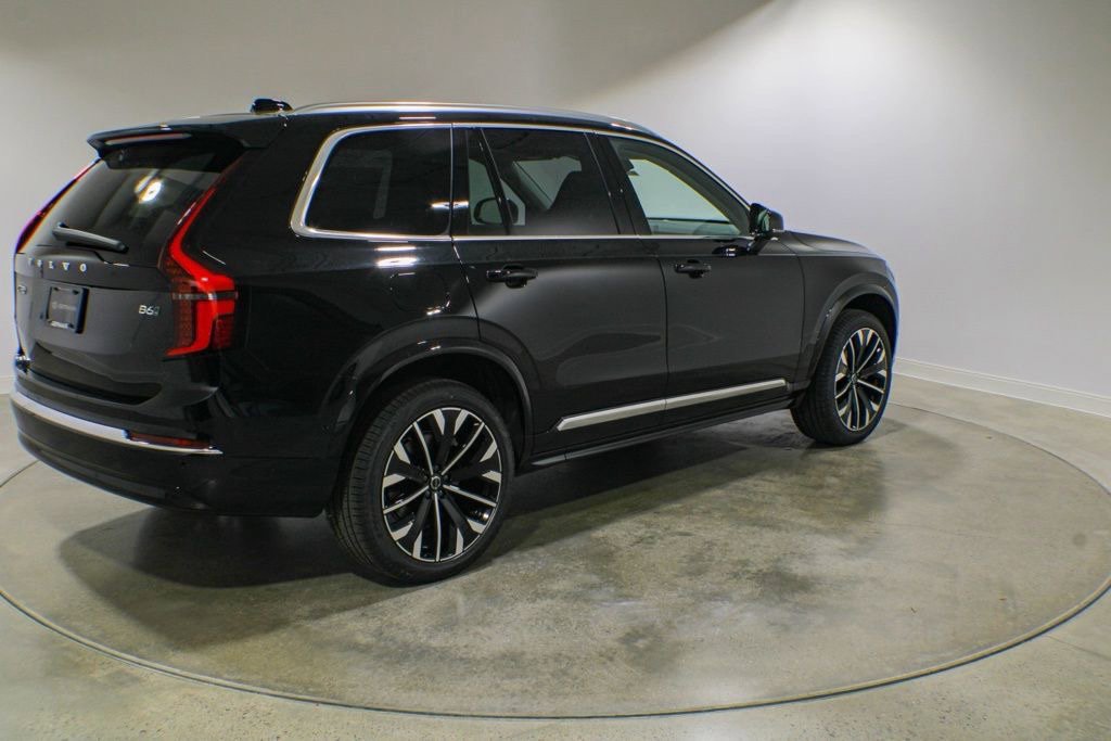 New 2026 Volvo XC90 B6 Plus w/ Protection Package Premier AWD/4WD image 5