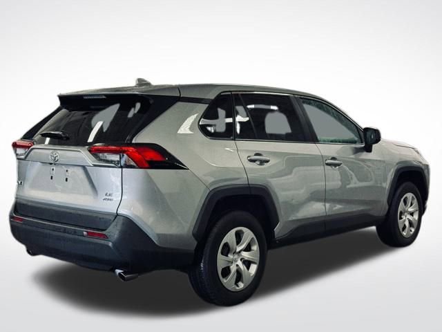 Used 2025 Toyota RAV4 LE image 5
