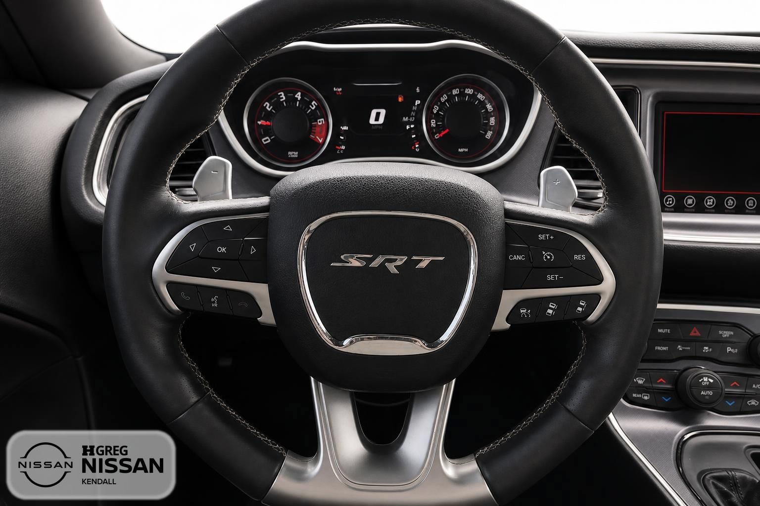 Used 2016 Dodge Challenger SRT w/ Technology Group RWD image 8
