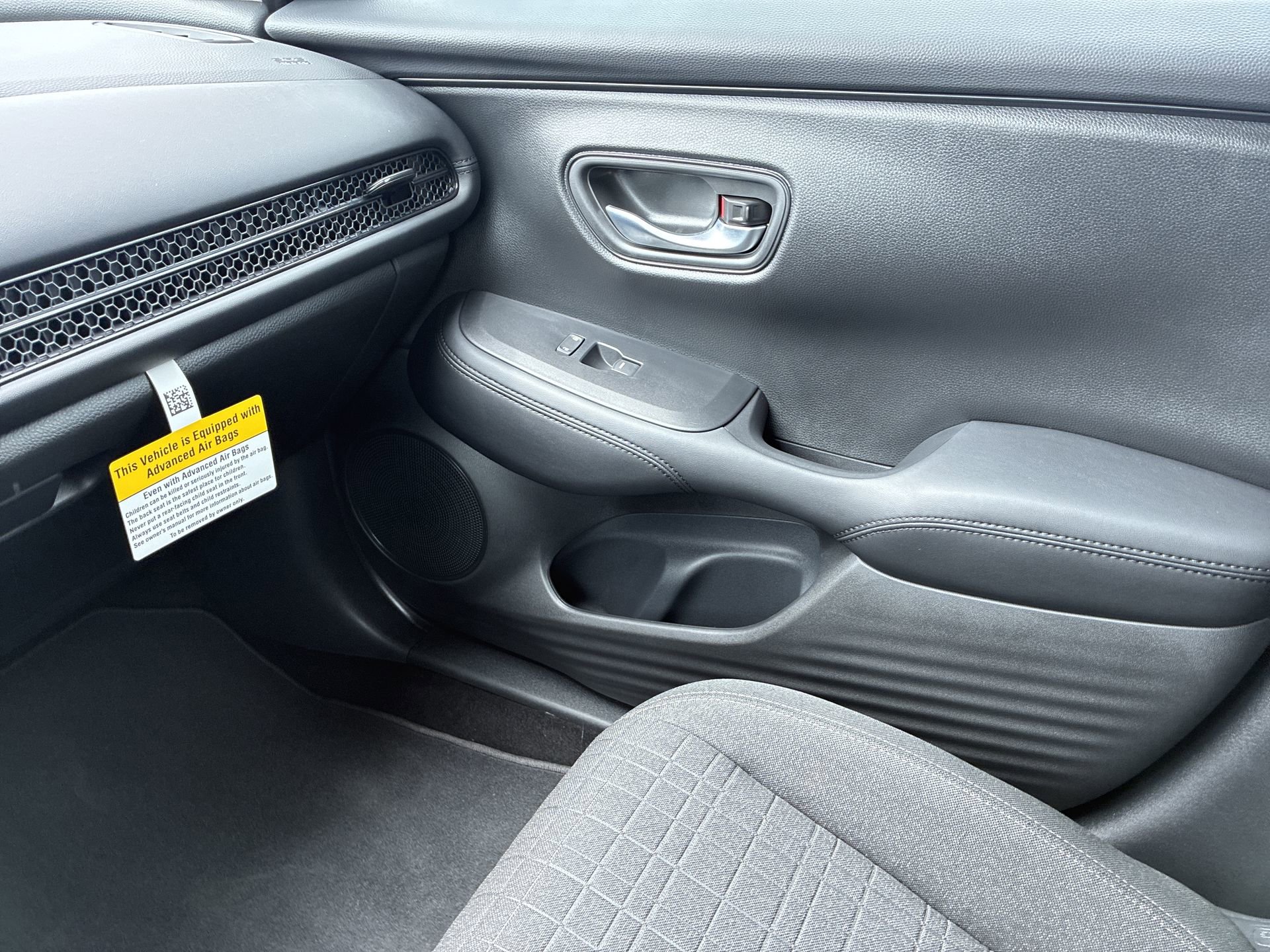 Certified 2026 Honda HR-V LX image 31