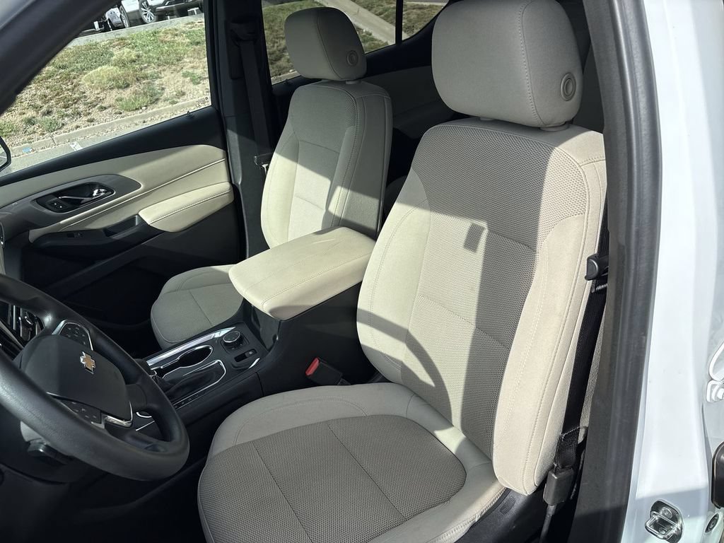 Certified 2022 Chevrolet Traverse LS AWD/4WD image 22