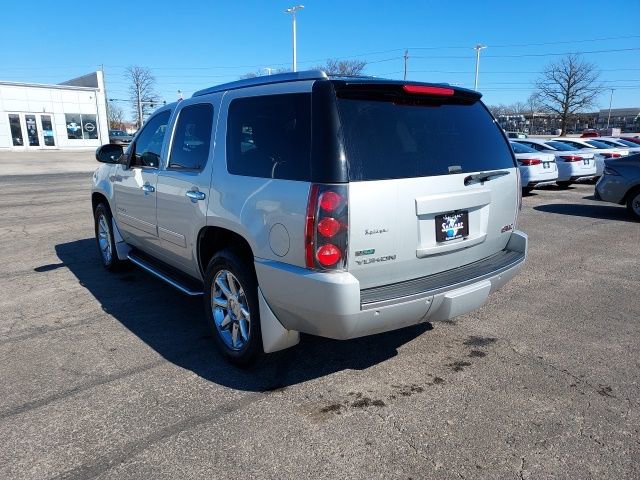 Used 2011 GMC Yukon Denali image 8