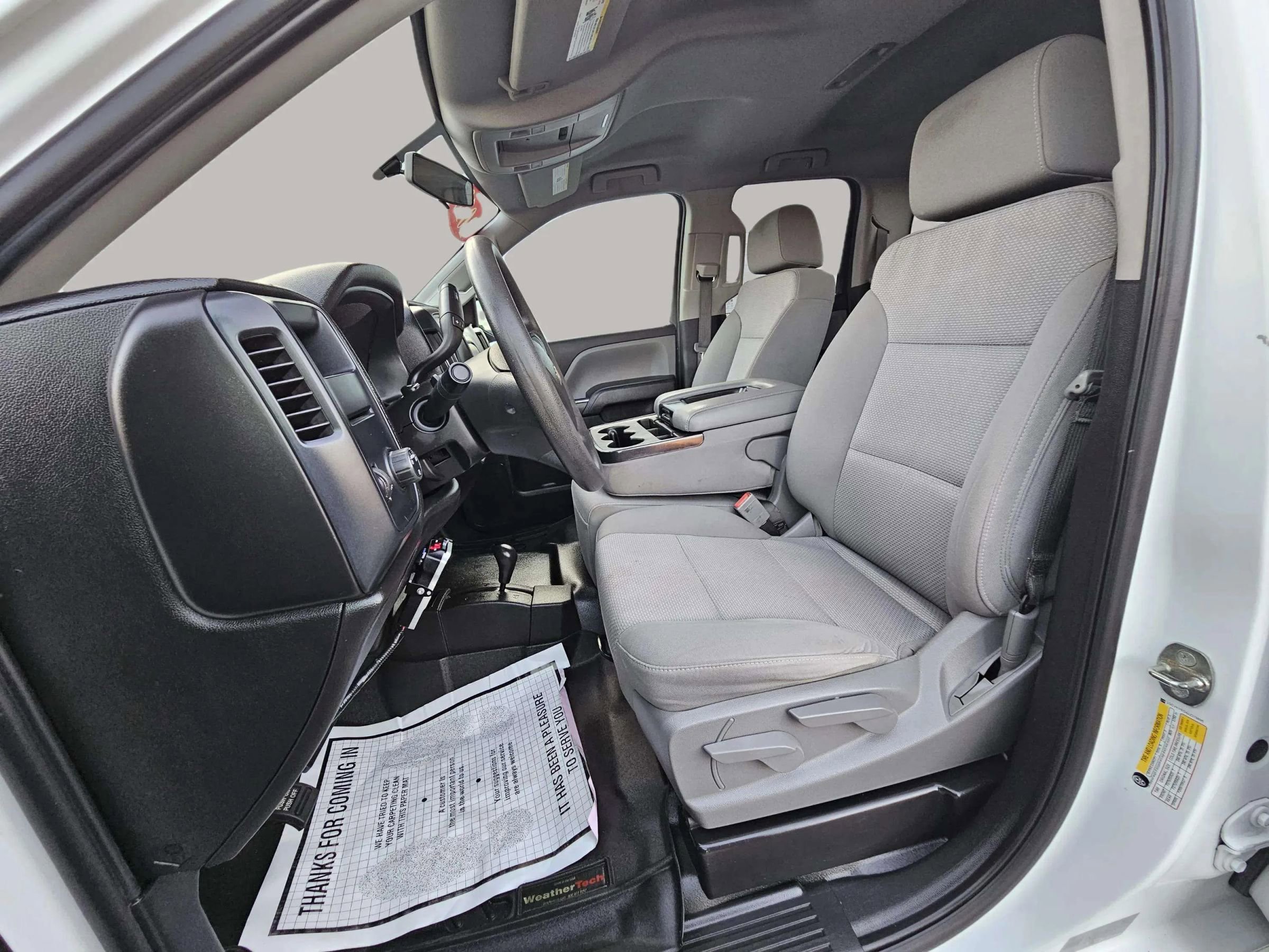 Used 2018 Chevrolet Silverado 1500 Custom w/ Trailering Package image 10