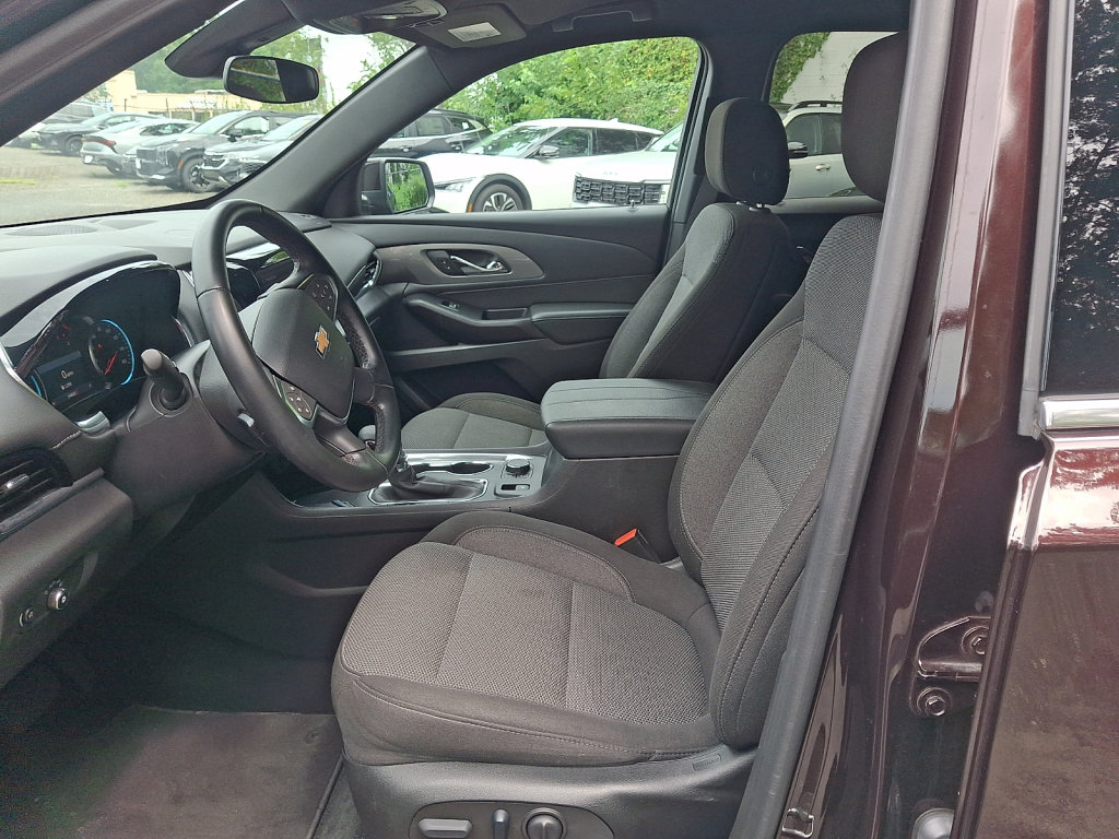 Used 2023 Chevrolet Traverse LT AWD/4WD image 27