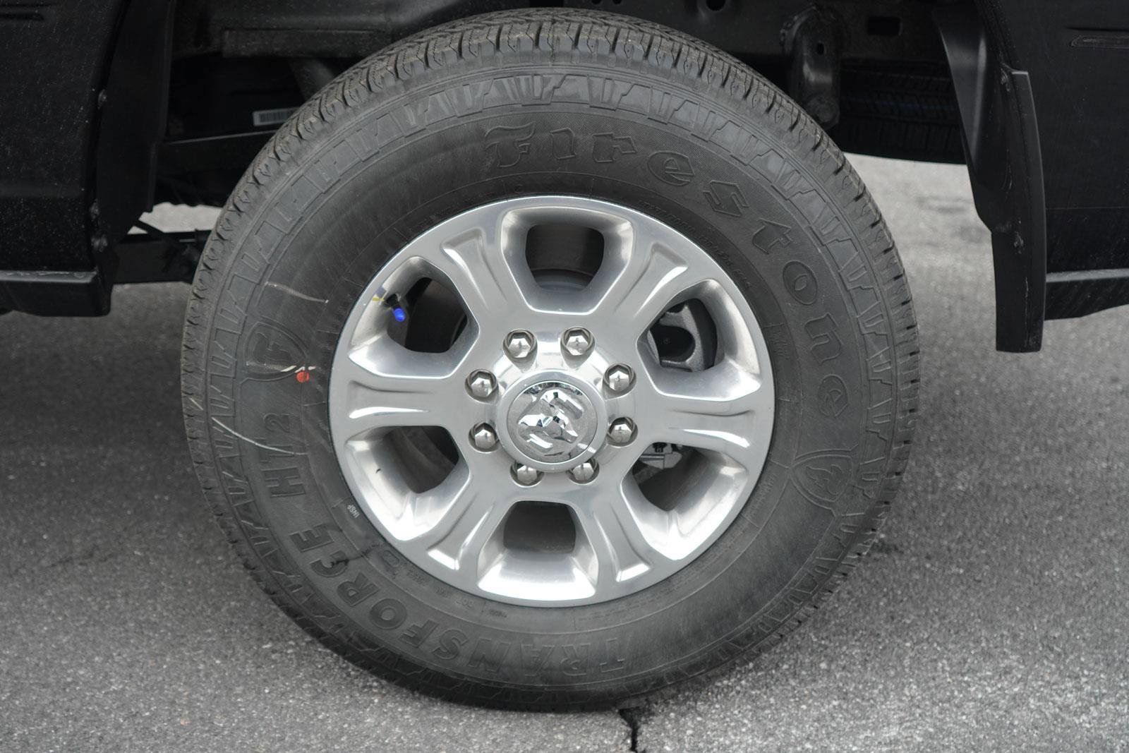 New 2026 RAM 2500 Big Horn AWD/4WD image 11