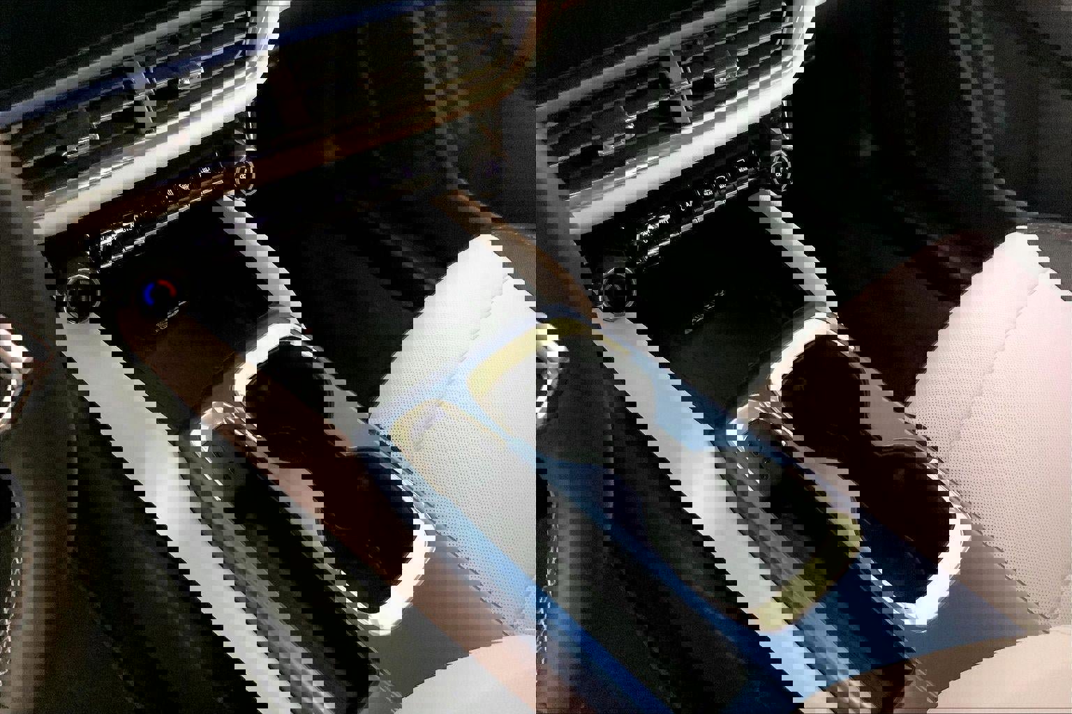 Used 2025 Chevrolet Equinox EV LT FWD image 17