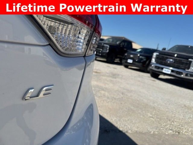 Used 2024 Toyota Corolla LE image 18