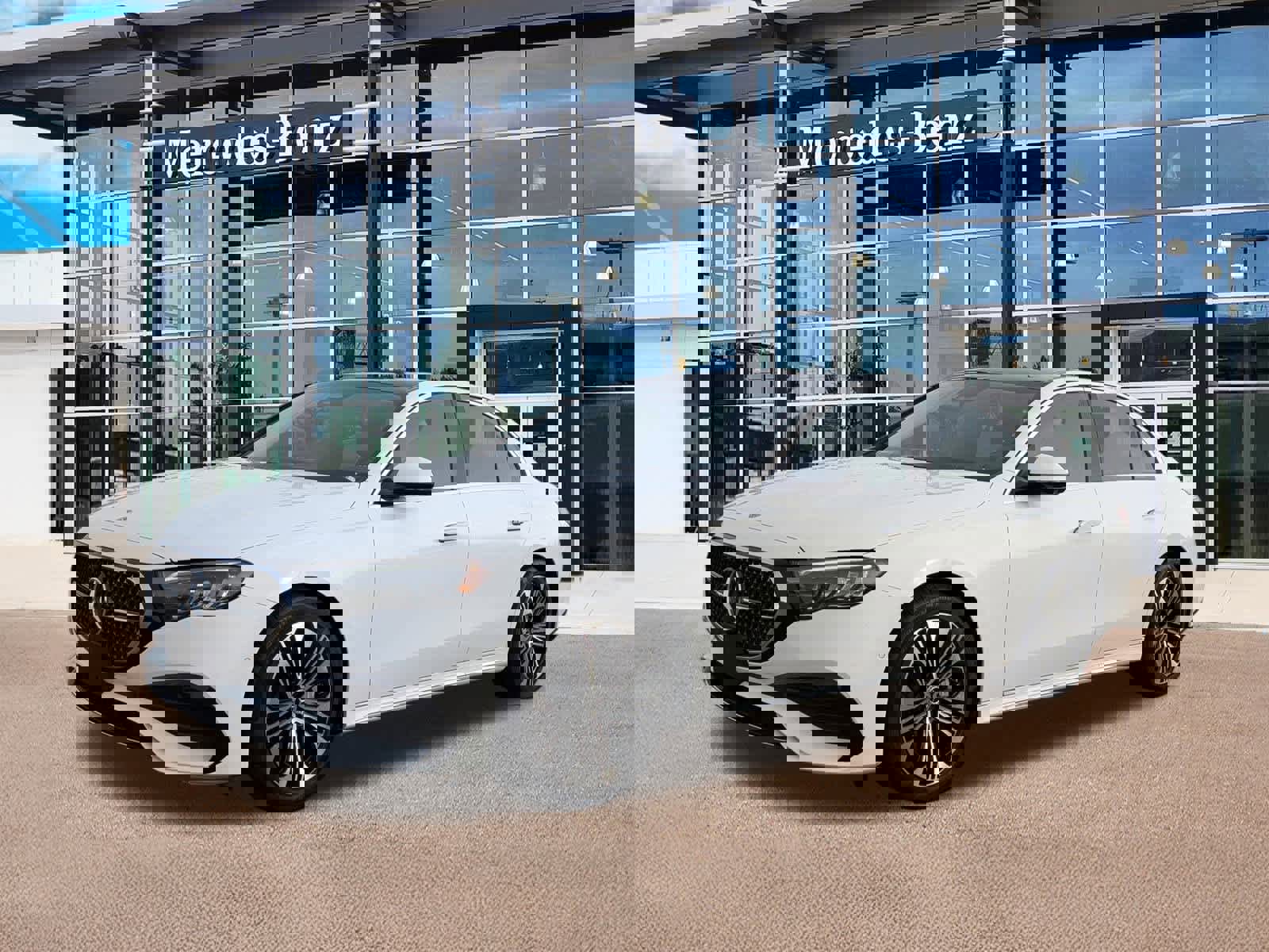 Used 2025 Mercedes-Benz E 450 4MATIC Sedan video 1