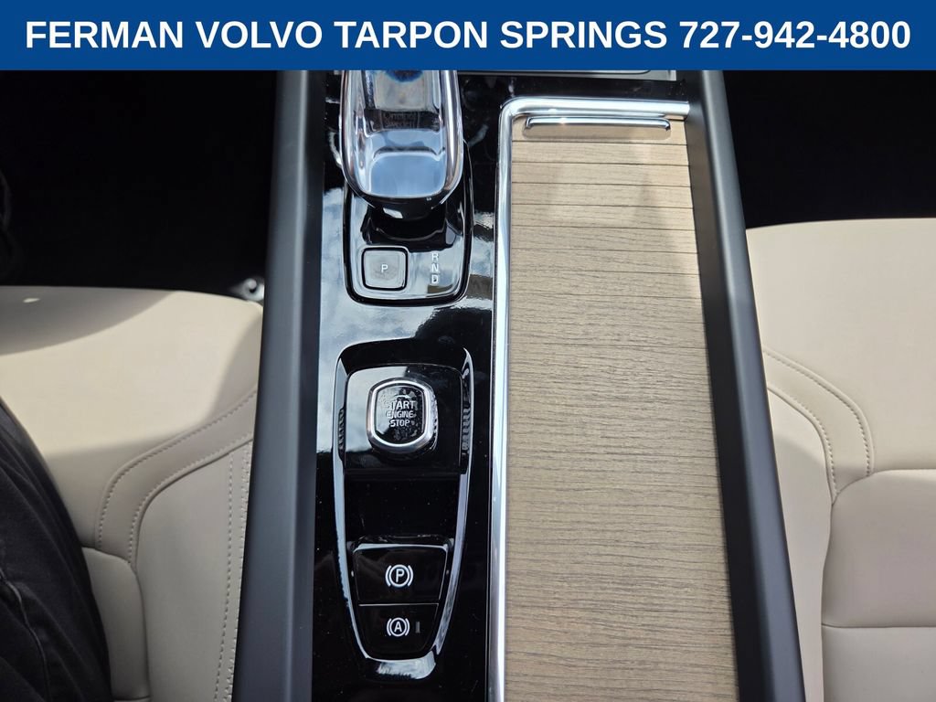 New 2026 Volvo XC60 B5 Core AWD/4WD image 28