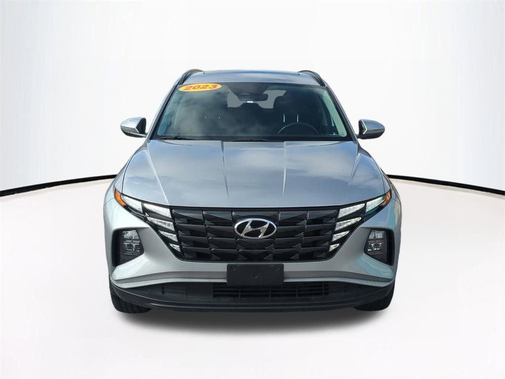 Used 2023 Hyundai Tucson SEL w/ Convenience Package AWD/4WD image 3