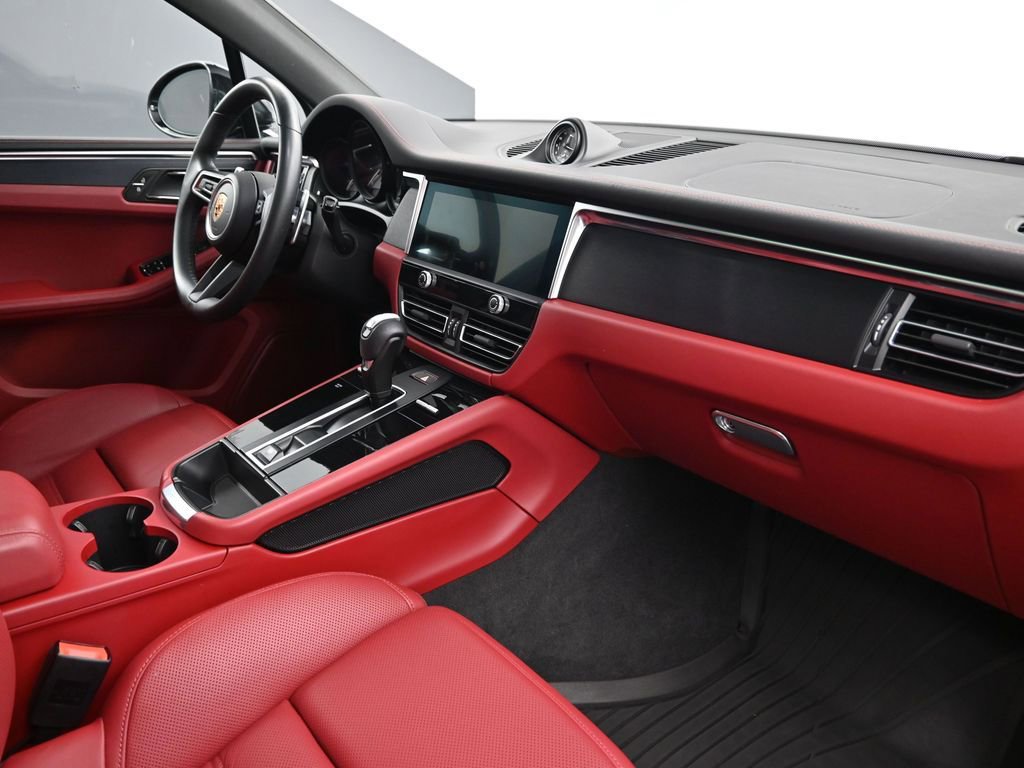 Certified 2023 Porsche Macan GTS image 14