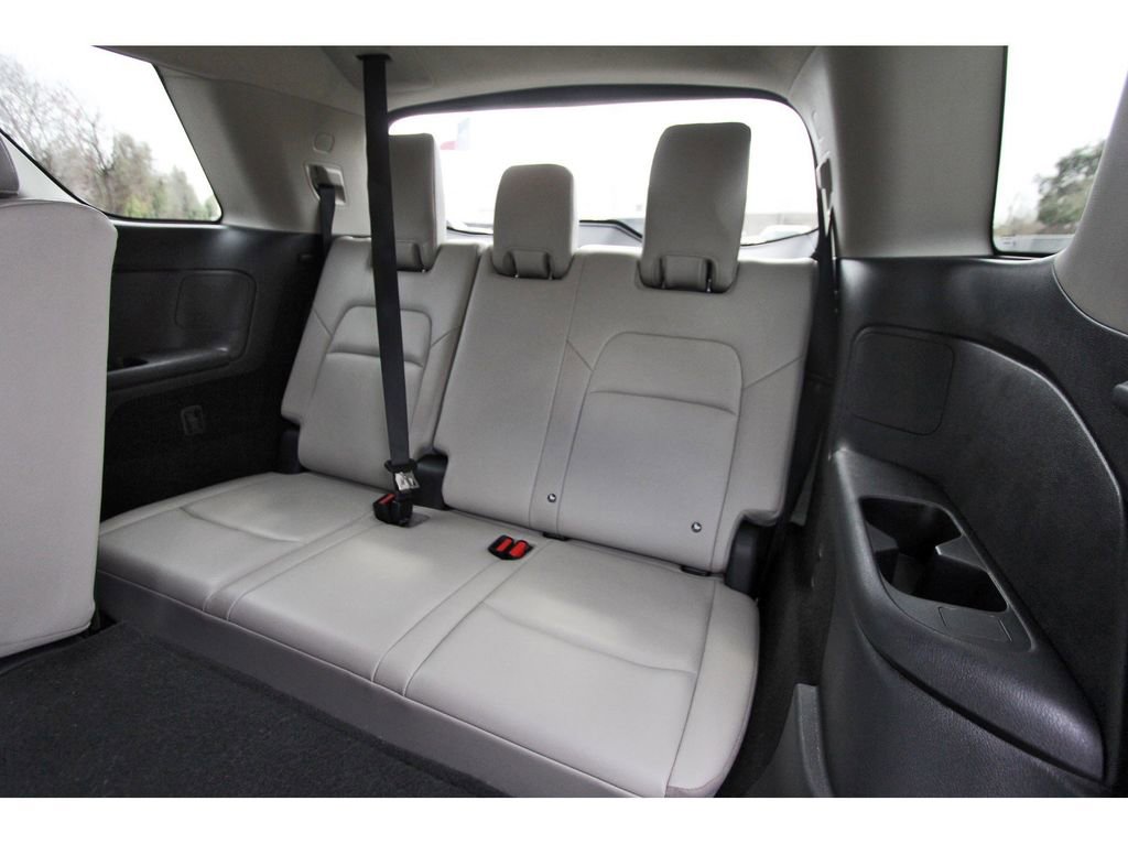 Used 2023 Nissan Pathfinder SL image 13