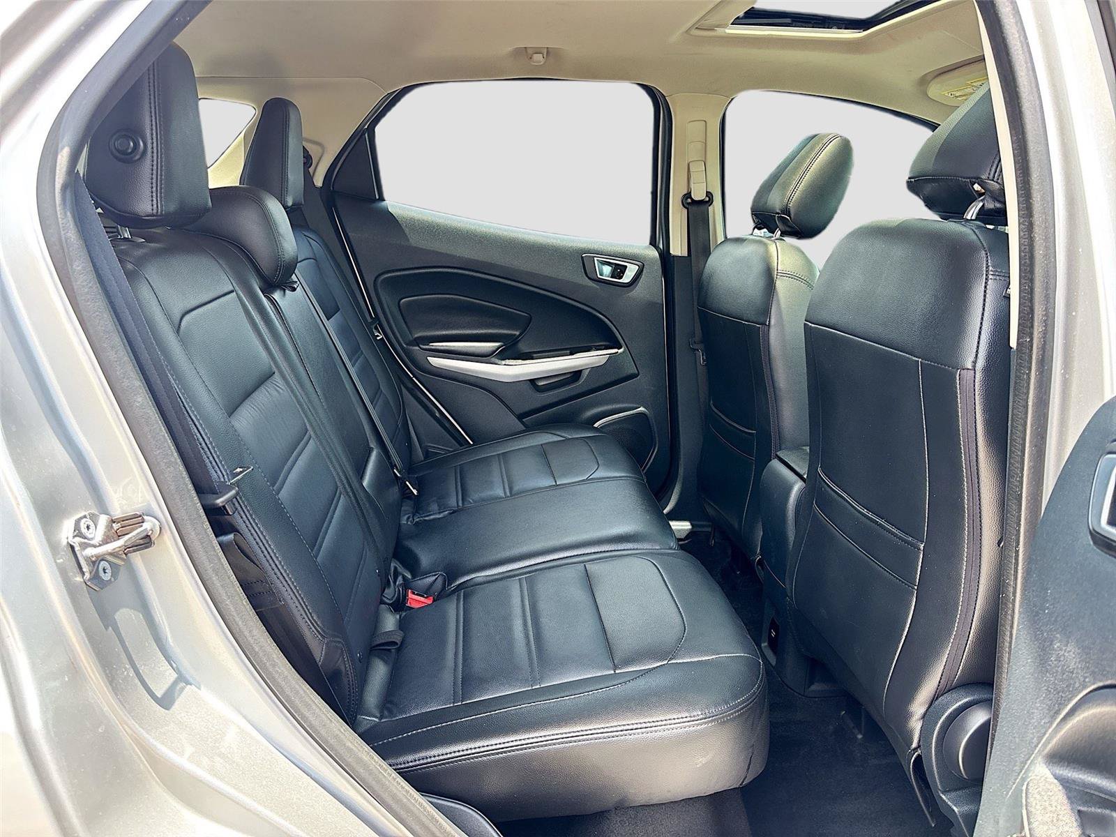 Used 2018 Ford EcoSport SE w/ SE Convenience Package FWD image 27